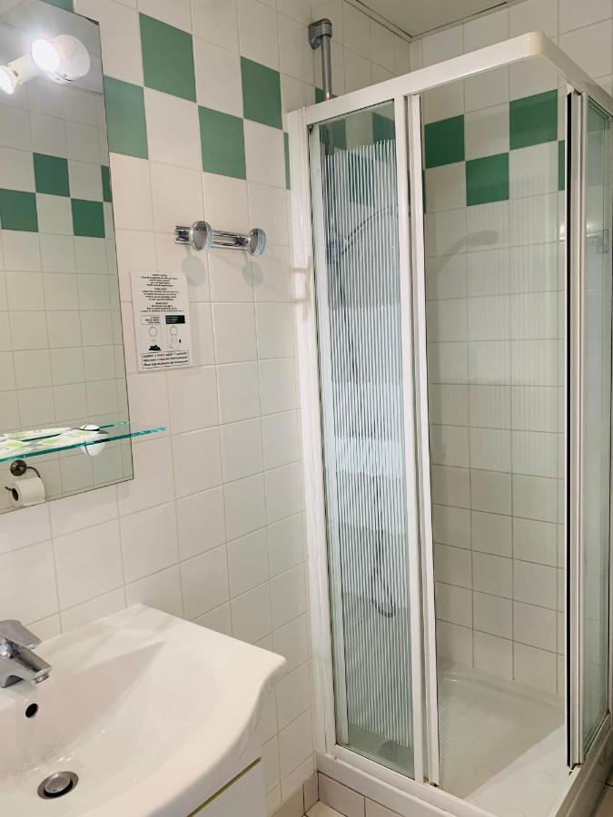 Hotel Trianon Tours Kültér fotó