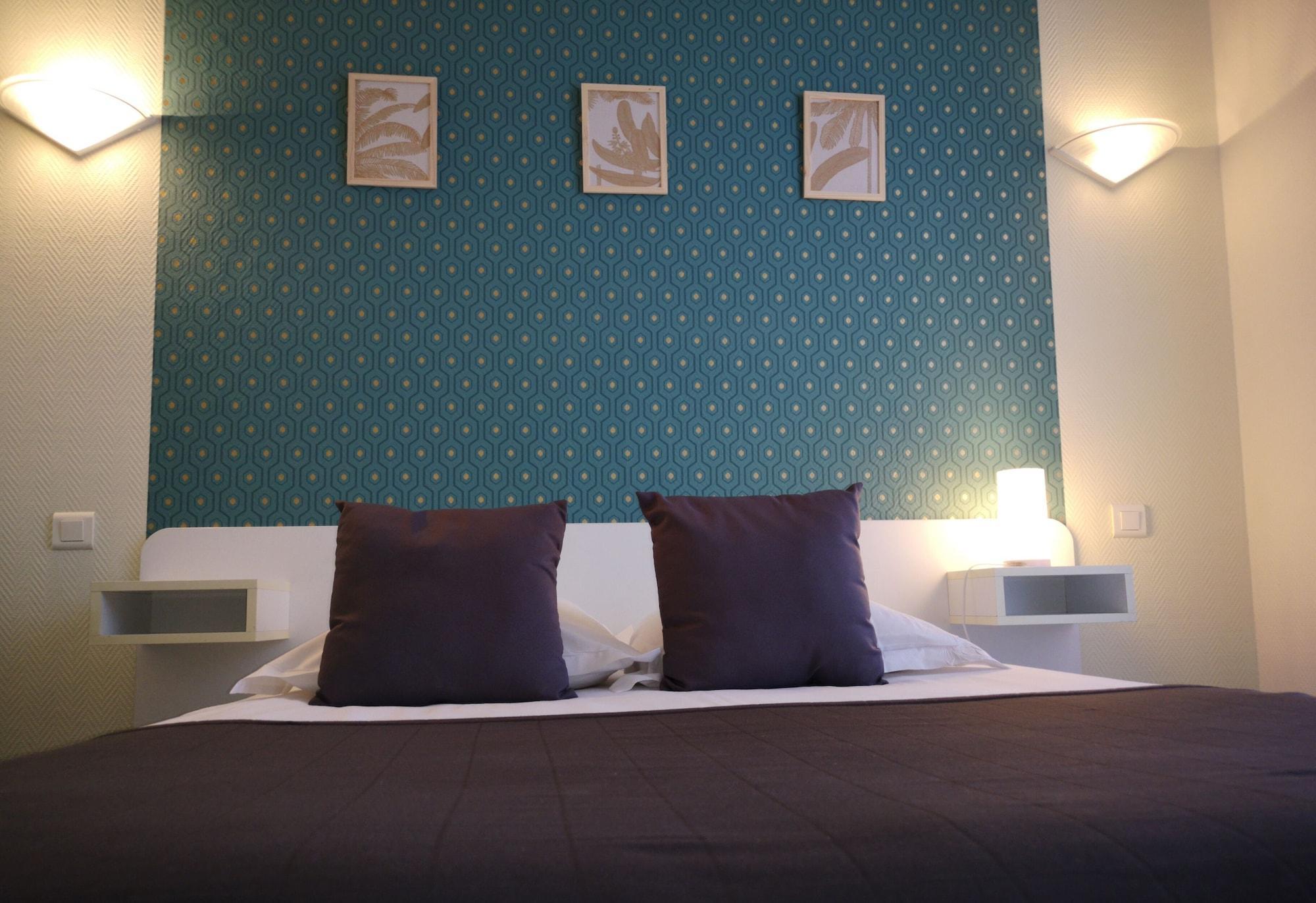 Hotel Trianon Tours Kültér fotó